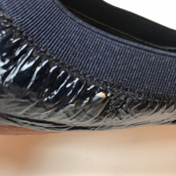 Tory Burch Caroline Elastic Flat - Picture 4 of 5